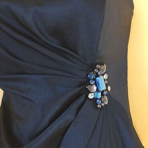 Betsy & Adam Strapless Special Occasion Dress Jewel Gathered Waist Size 10 - Picture 2 of 9